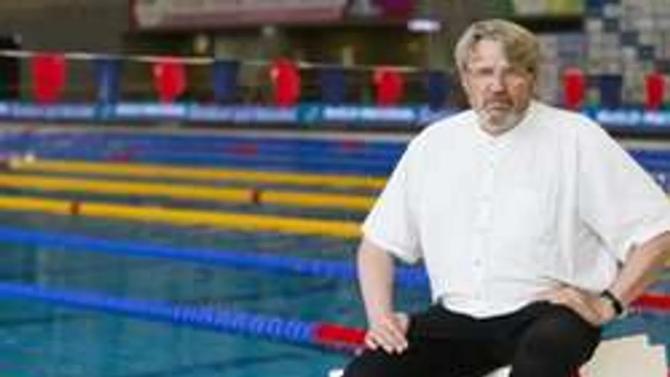 Igazi állatokkal dolgozik az új magyar úszókapitány