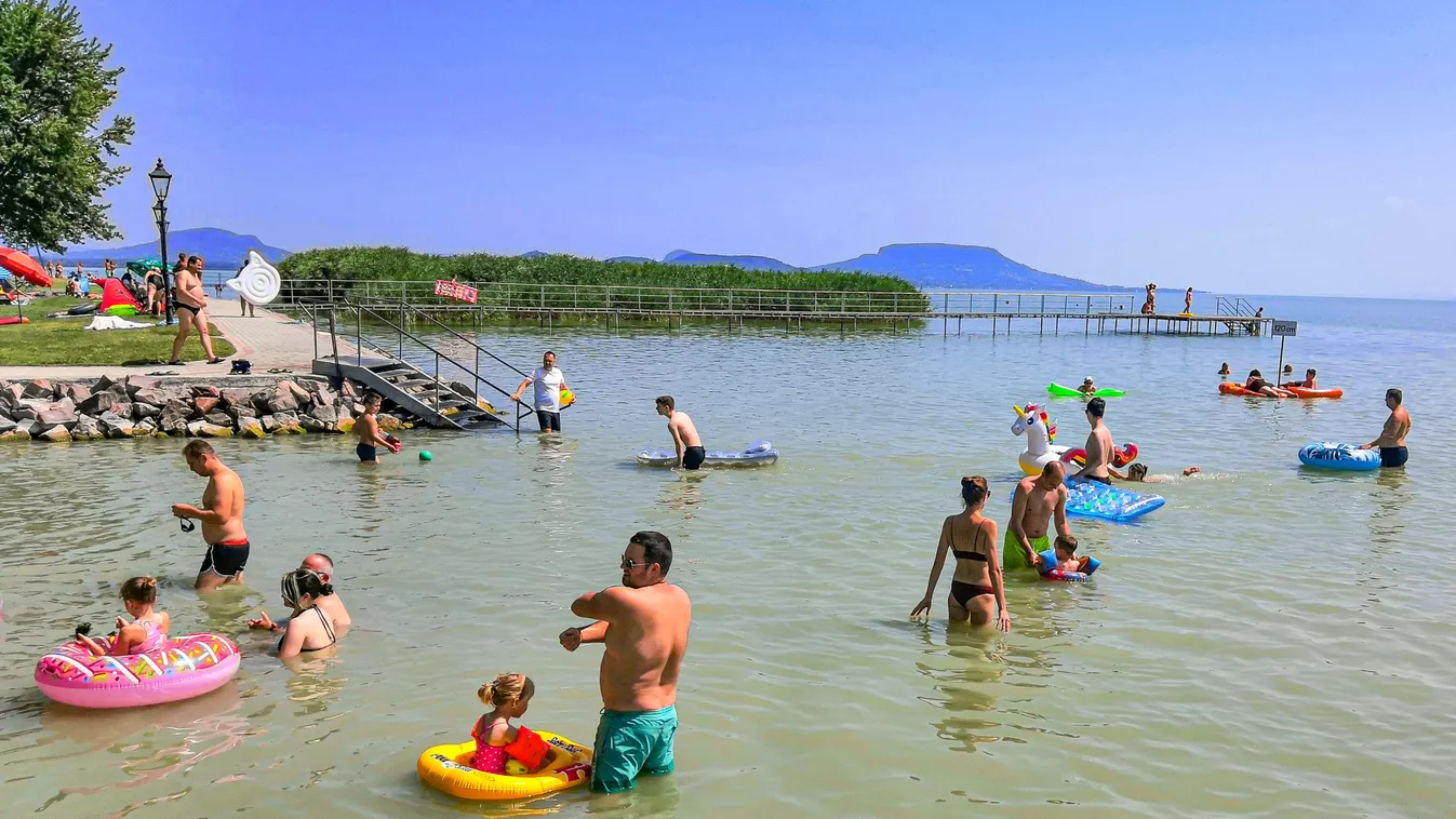 Schanda Tamás: kétmilliónál is többen utaztak az idén nyáron vonattal a Balatonhoz