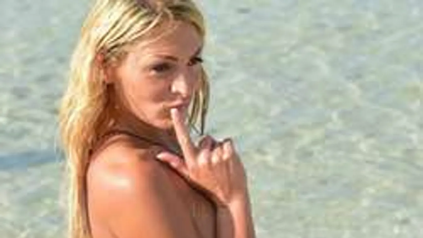 Láttál már magyar celebet pucéran ugrálókötelezni?