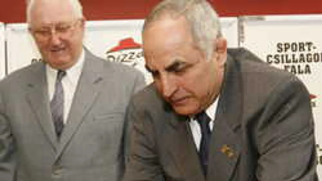 Sosem találod ki, honnan csábították el a magyar sport legendáját