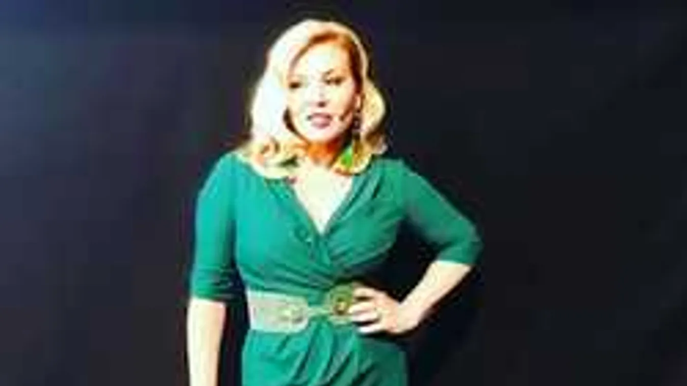 Nem találod ki, ki fotózta le Liptai Claudiát