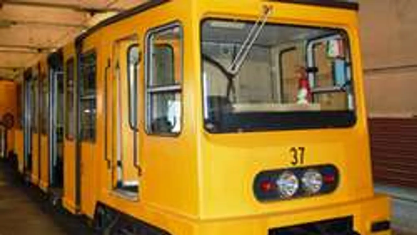 Nincs már rendesen használható metró Budapesten
