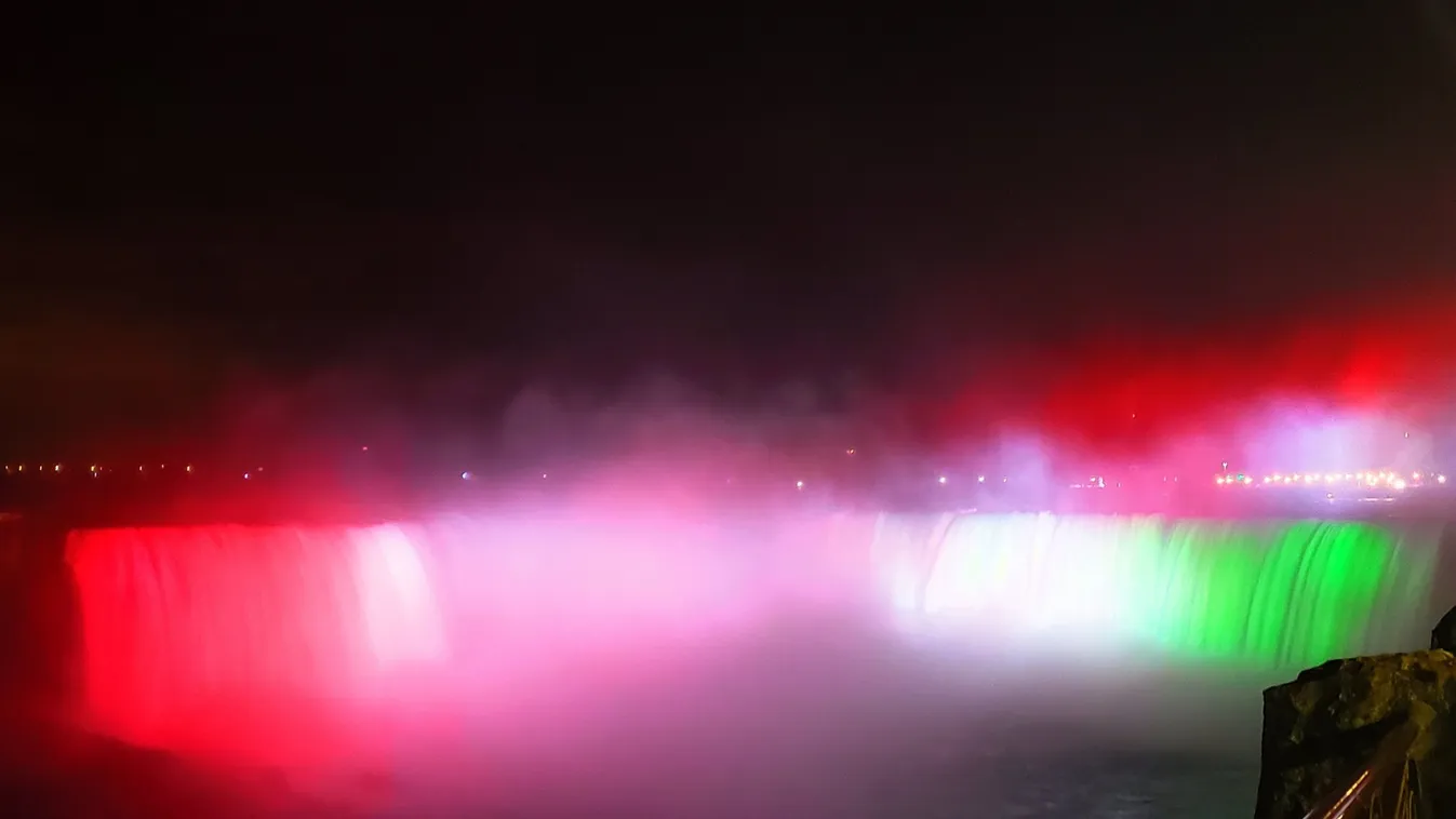 Magyar nemzeti színekbe öltözött a Niagara-vízesés
