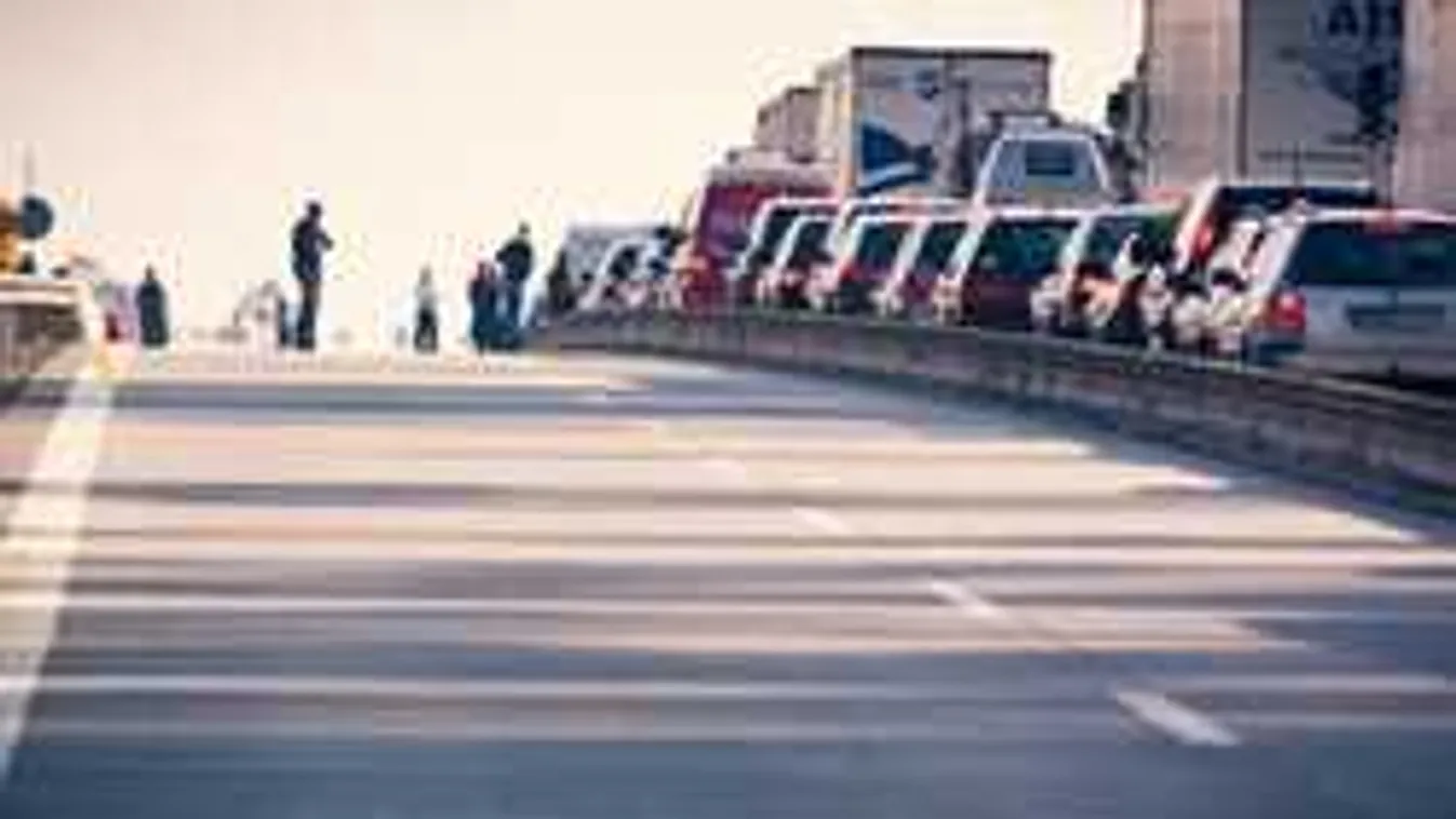 Meghosszabbítják két határátkelő nyitvatartását