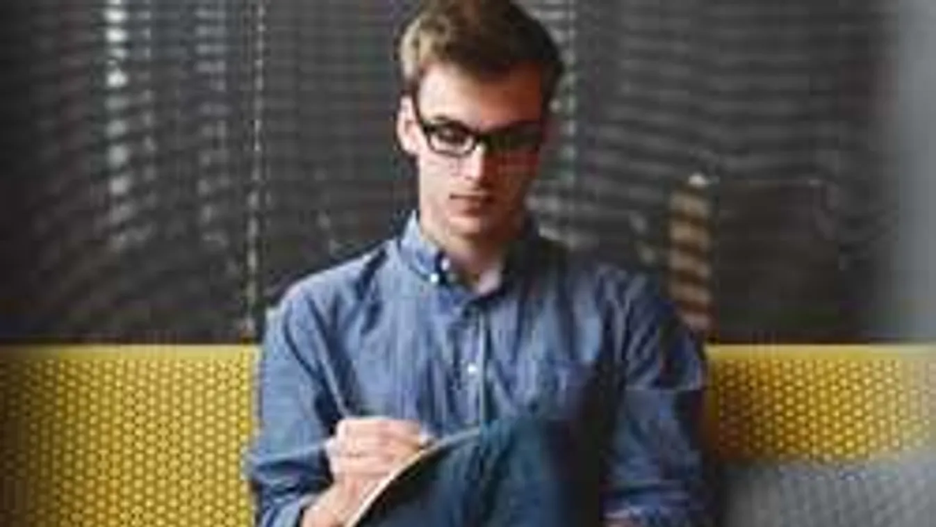 Meglepő felmérés a magyar fiatalokról: erre vágynak igazán