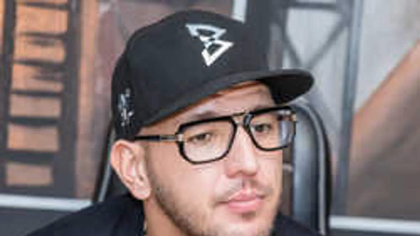 Sokkoló dokumentumfilm készült Curtisről, most mindenről kitálal!