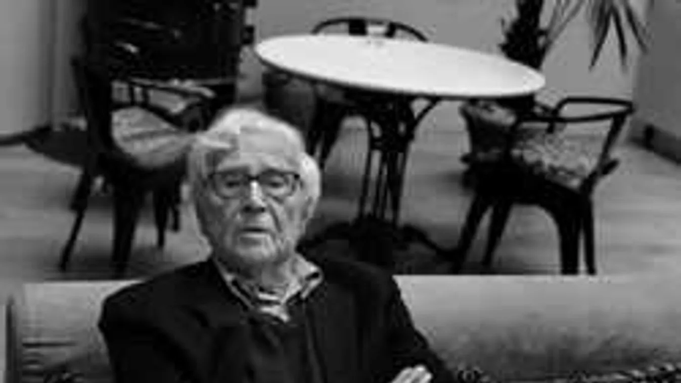 Megrendülve jelentette be a barátja: a kórházban elhunyt a legendás művész