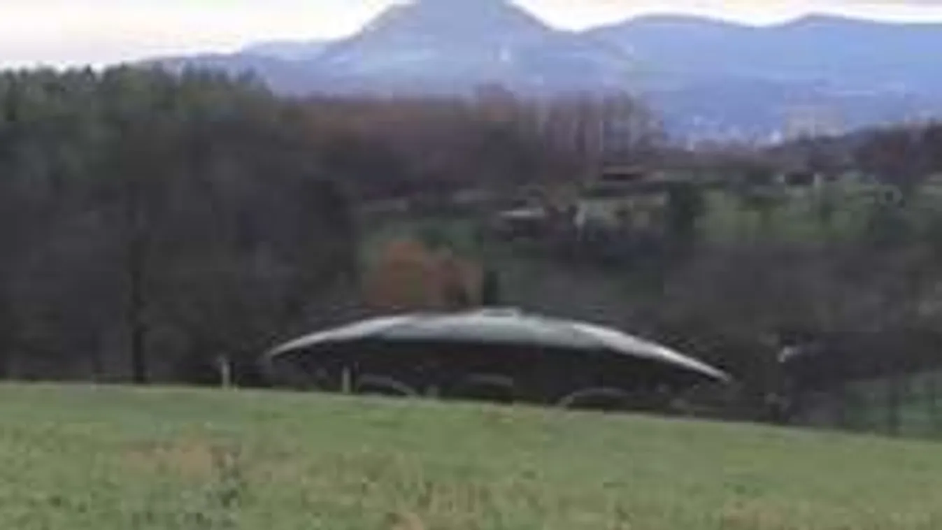 Sokkot kapott a látványtól a kiránduló, de még videózni volt ereje