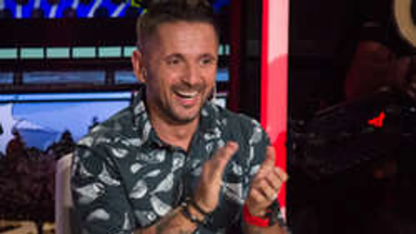 Ez durva! Majka obszcén tánc közben mutatta meg fenekét!