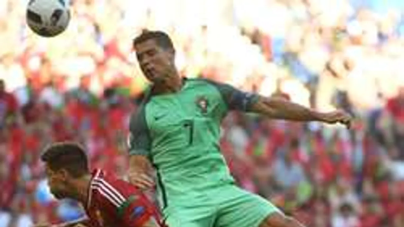 Íme, a CR7, a Ronaldo-alsó: Ezt szeretné minden nő lerántani a fociistenről!