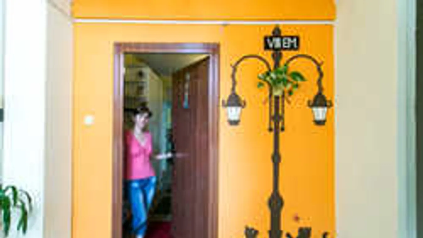 Nem hiszed el, miért jelentették fel a panelben a szomszédot!