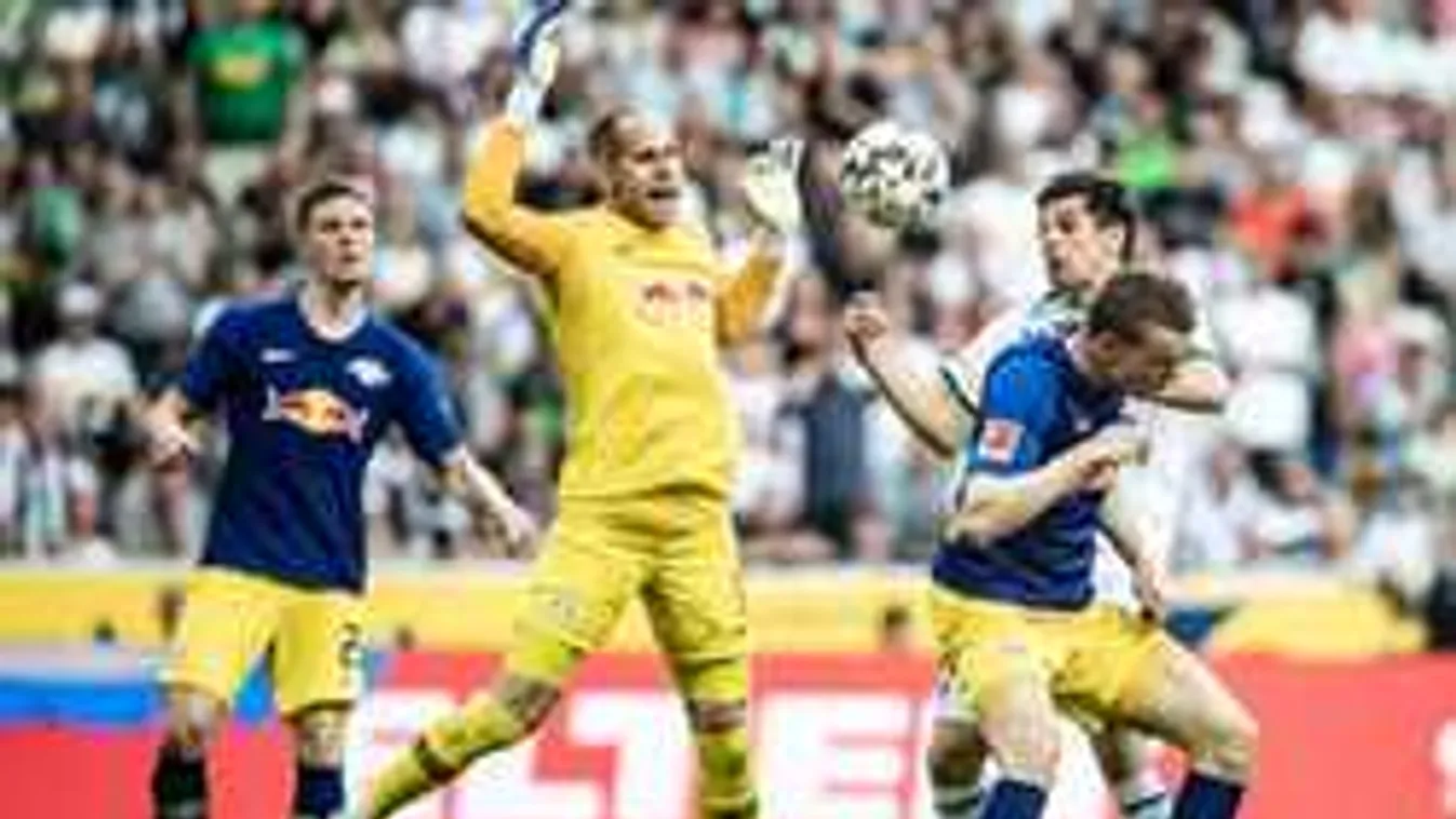 Áll a bál a Bundesligában, óriási botrány volt Gulácsiék meccsén