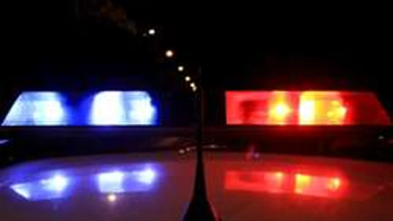 Vadnyugat: Szitává lőtték az autót a zsaruk, de a betörő nem állt meg