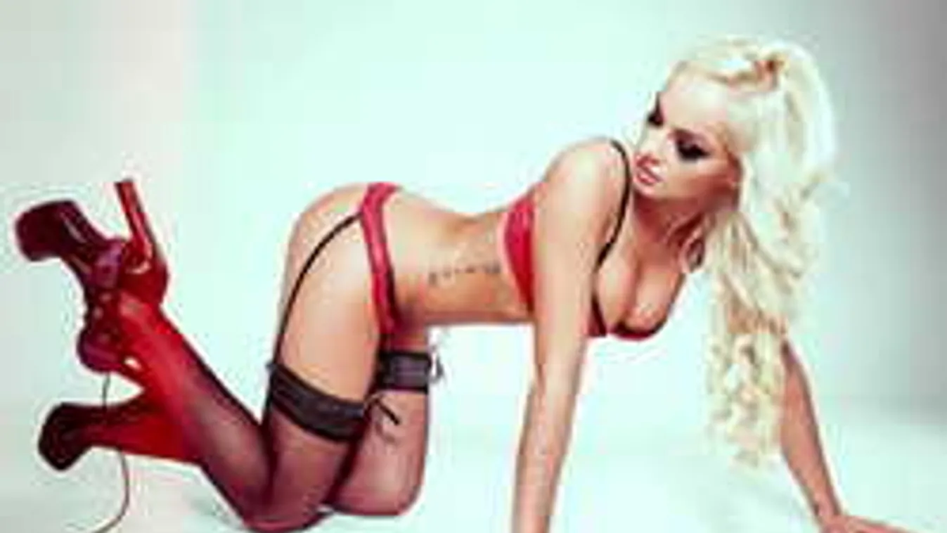 Elképesztő szexi képet posztolt magáról az egyik legszebb magyar női DJ!