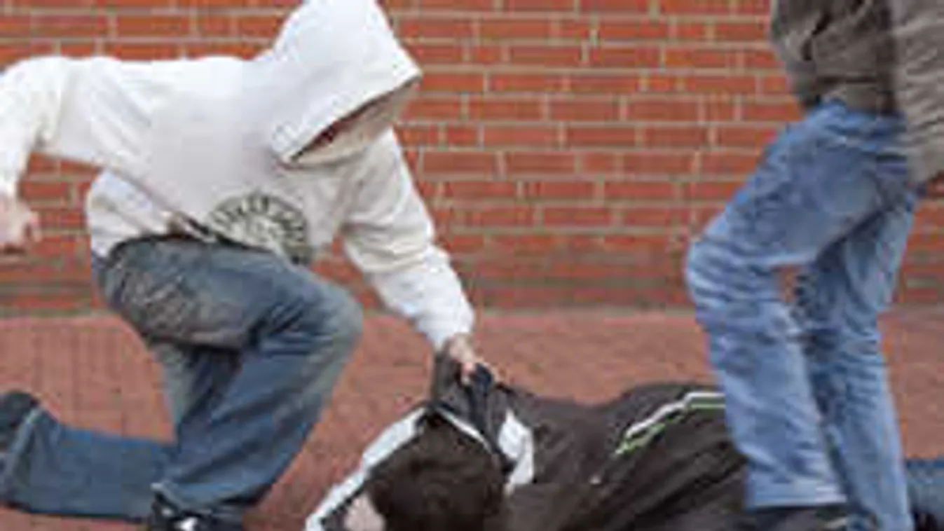 Tinihorror Nádudvaron: általános iskolások fojtogatták diáktársukat