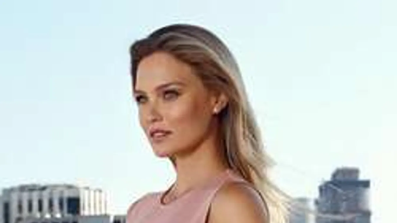 Friss: Anya lett a világ egyik legszexisebb nője!