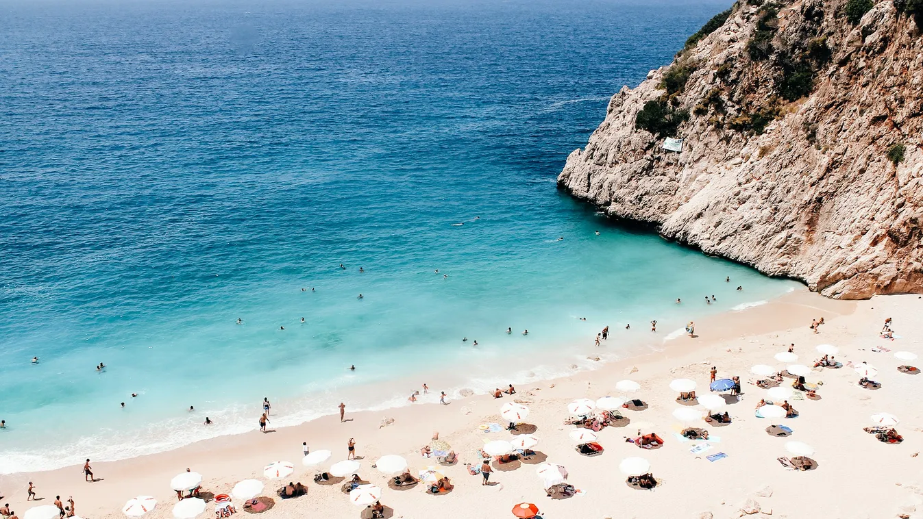 Tervezhetjük a nyarat: újabb országba utazhatunk a magyar oltási igazolvánnyal