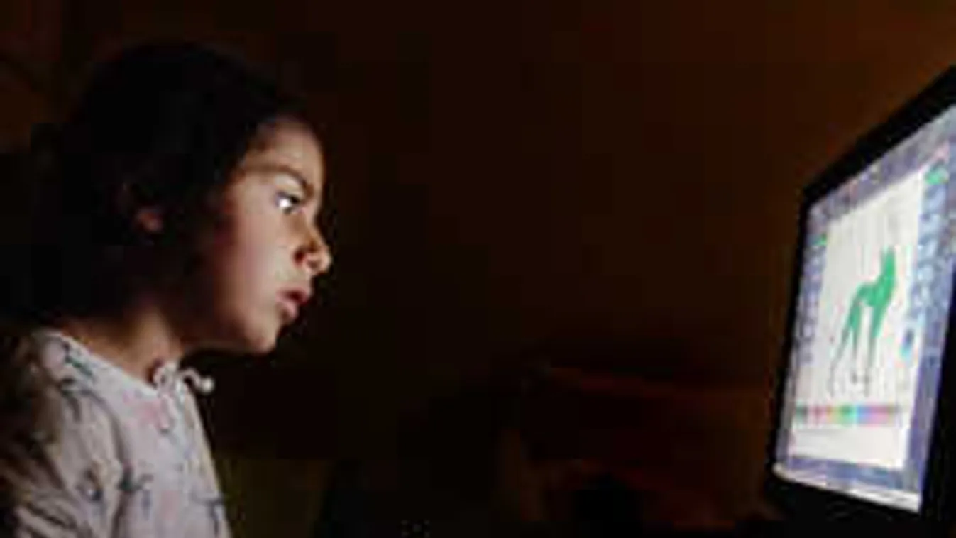 Sötét titkot árul el az eltűnt magyar tini Facebookja