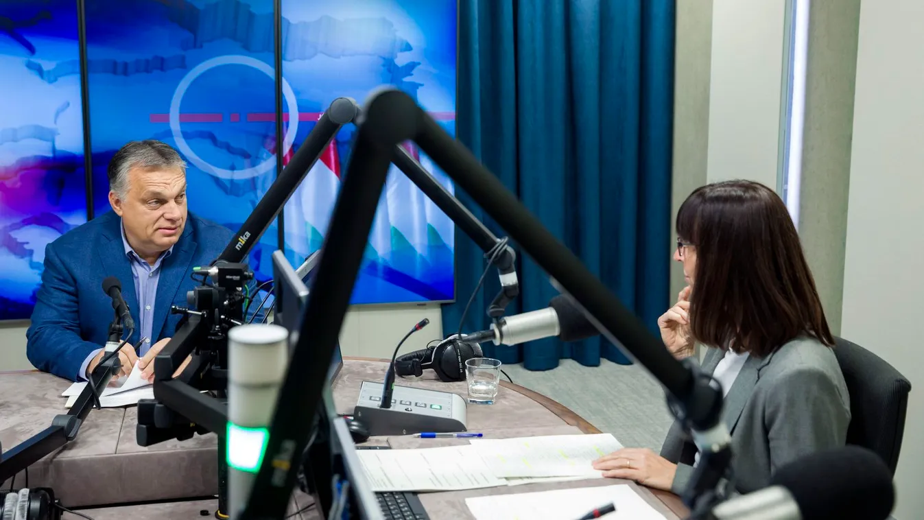 Orbán Viktor: Meg kell védeni a gazdaságot és a határokat