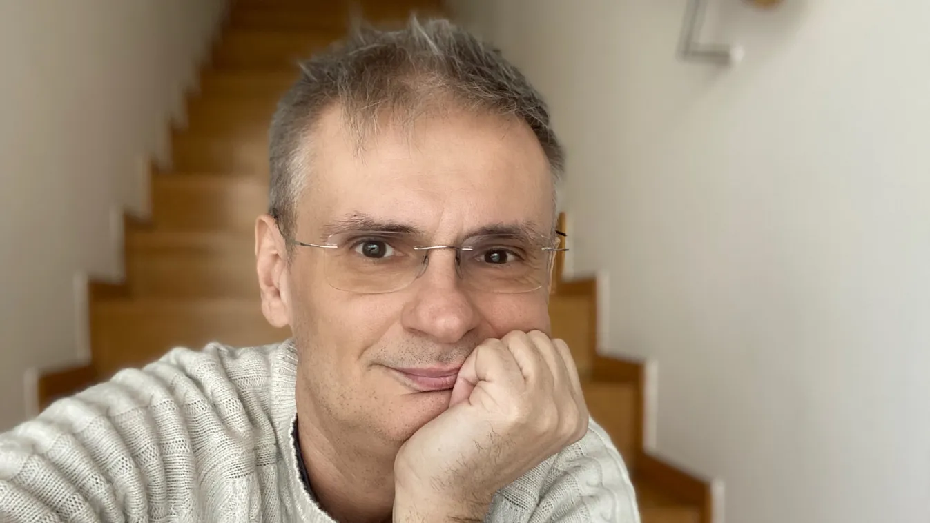 Jáksó László már otthonról vezet műsort, ezt gondolja a koronavírusról