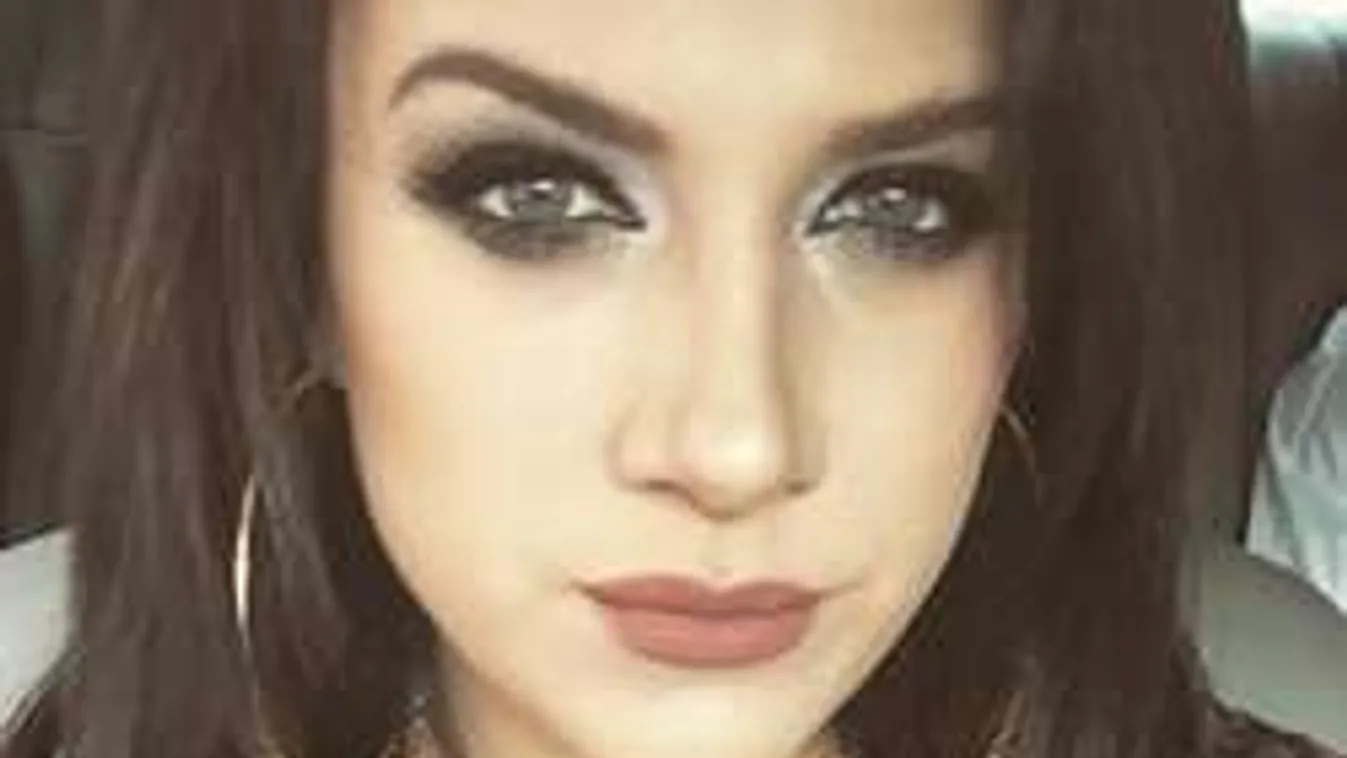 Smink nélküli szelfin mutatta meg hatalmas melleit Tóth Gabi!