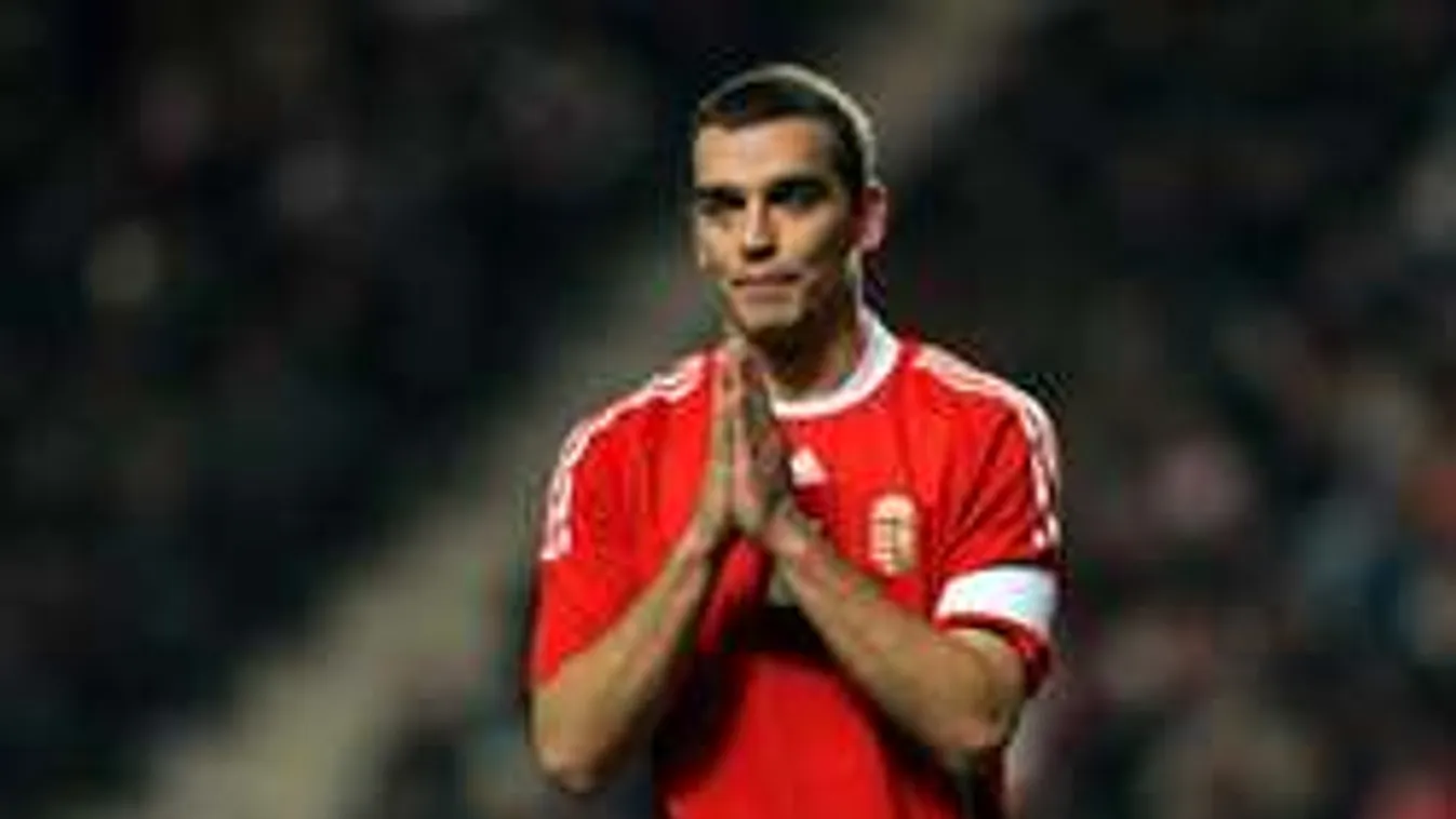 Ezt hallgasd! Kis Grófo válogatott focistánkról énekel