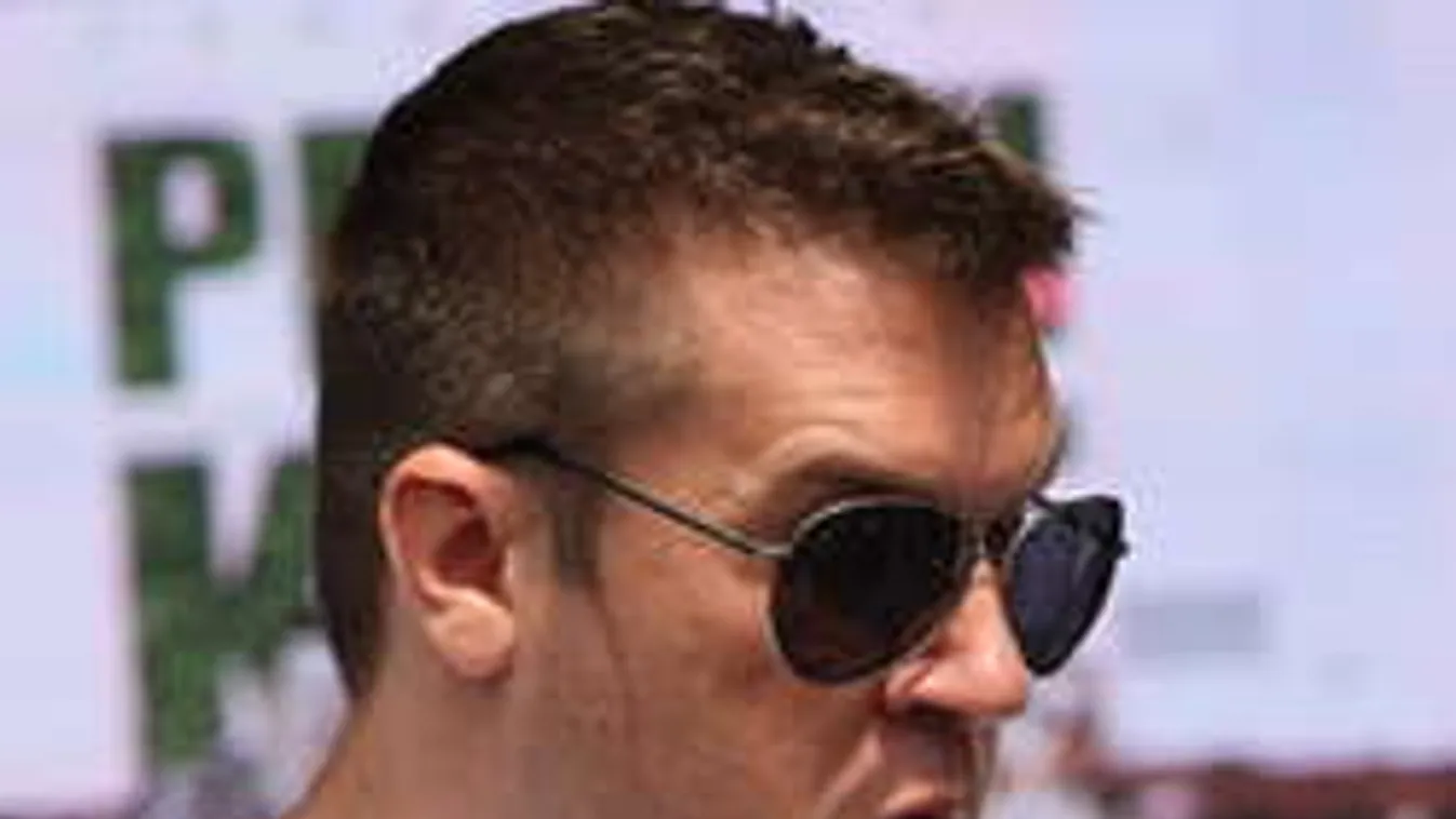 Kasza Tibi fizetett a rajongásért