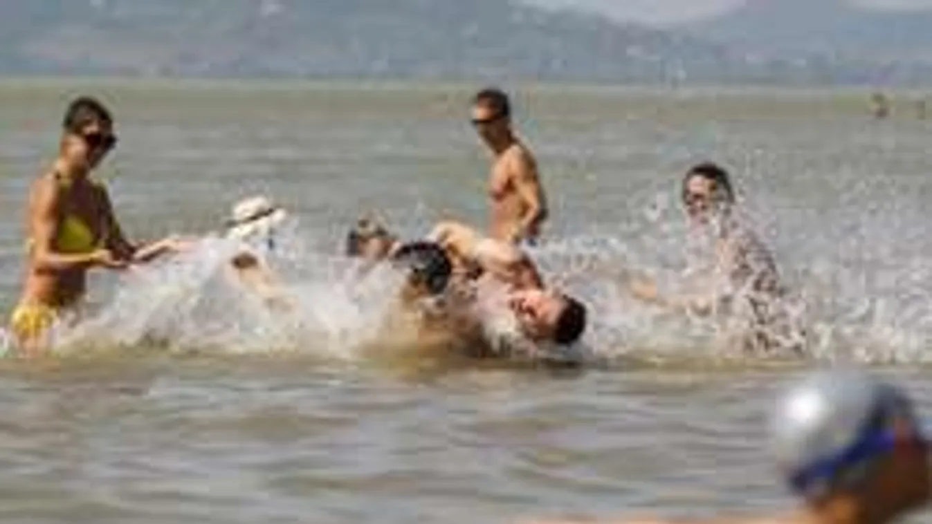 Itt érdemes csobbanni! A hazai tavak vize egyre kellemesebb!