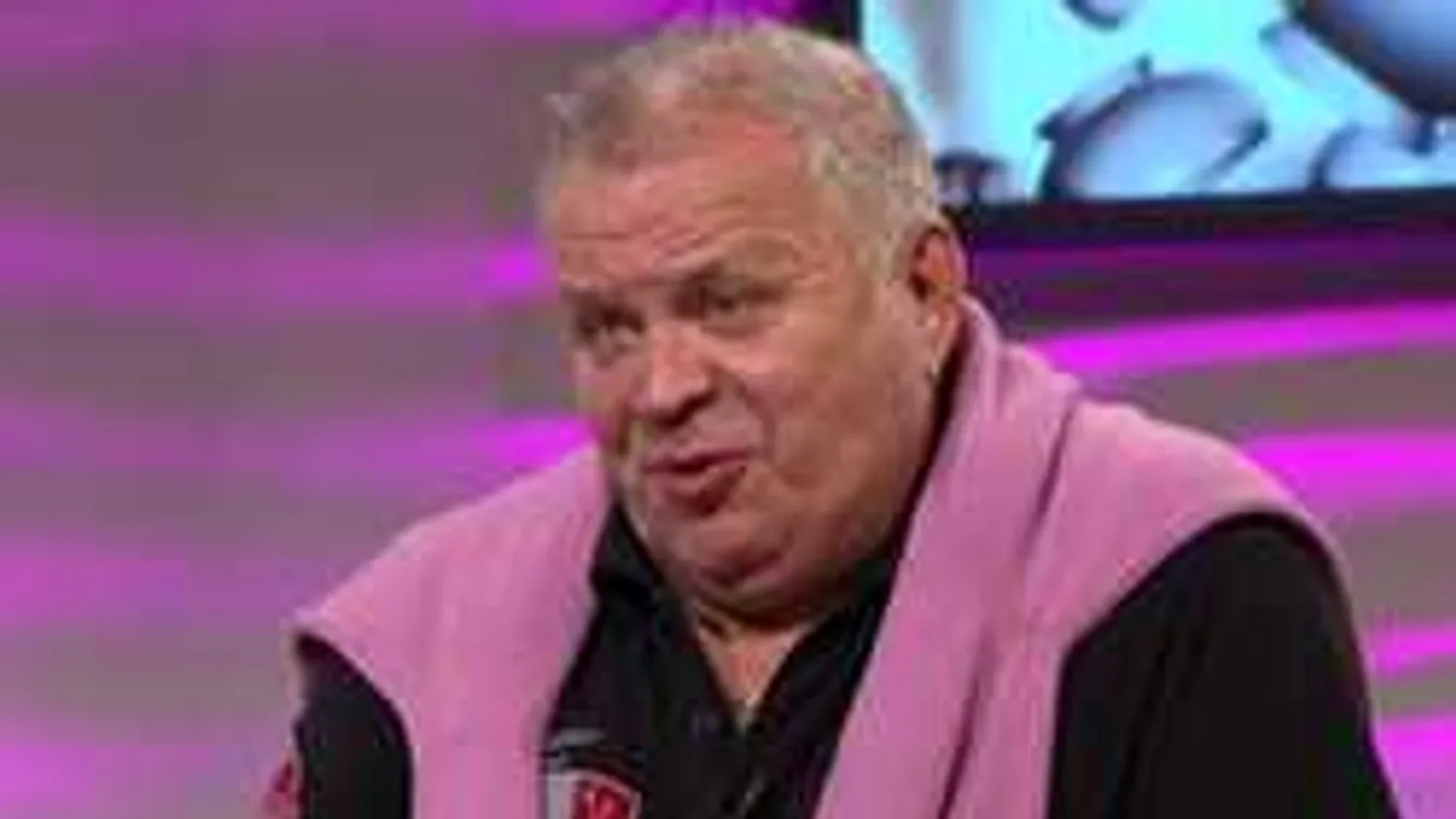 70 évesen is a lányokon jár Dévényi Tibor esze