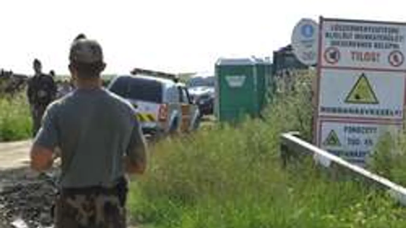 Meggyalázták a tűzszerészek emlékét