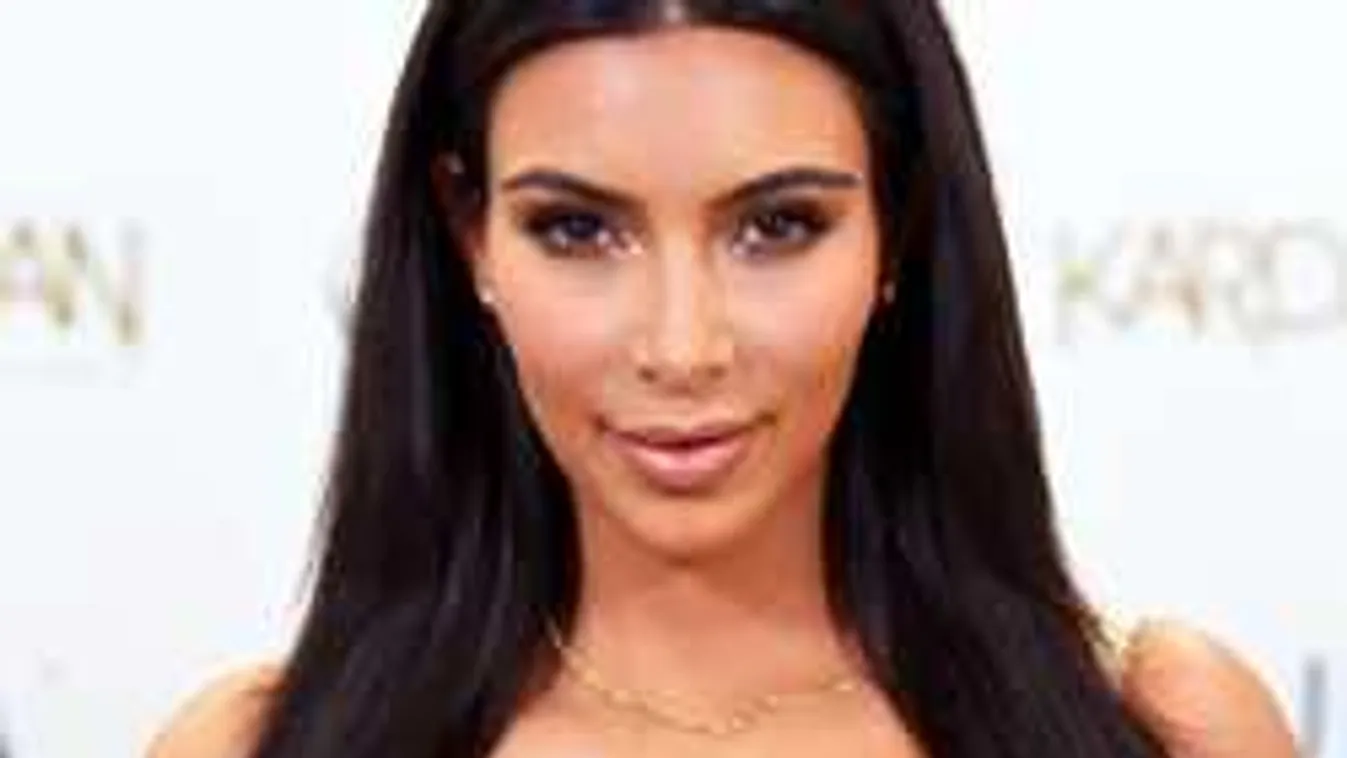 Ennél édesebb ma nem lesz: Kim Kardashian babája elrabolja a szíveket