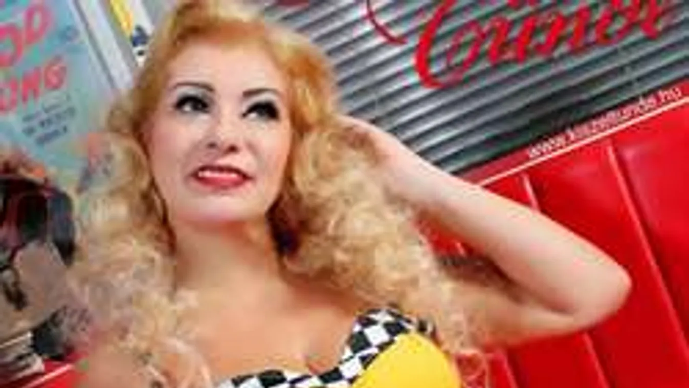 Kiszel Tünde luxussal kérkedik - Videó