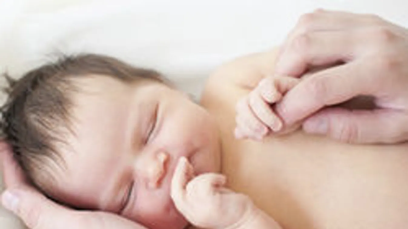 A vihar miatt az autóban hozta világra gyermekét a zalai nő