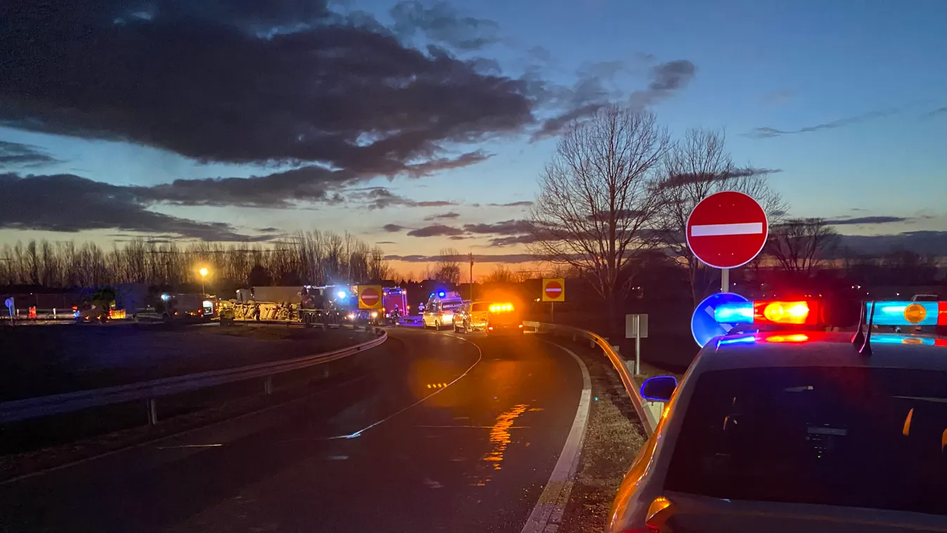 Halálos baleset, útzár az M5-ösön, itt vannak az első helyszíni fotók