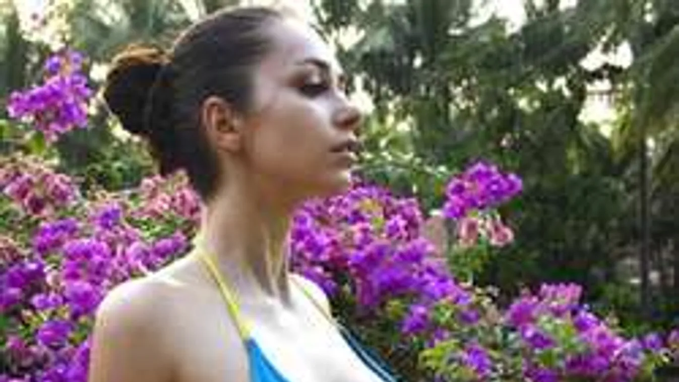 Pucér kebelcsoda bolondította magába a nős futballsztárt - fotók