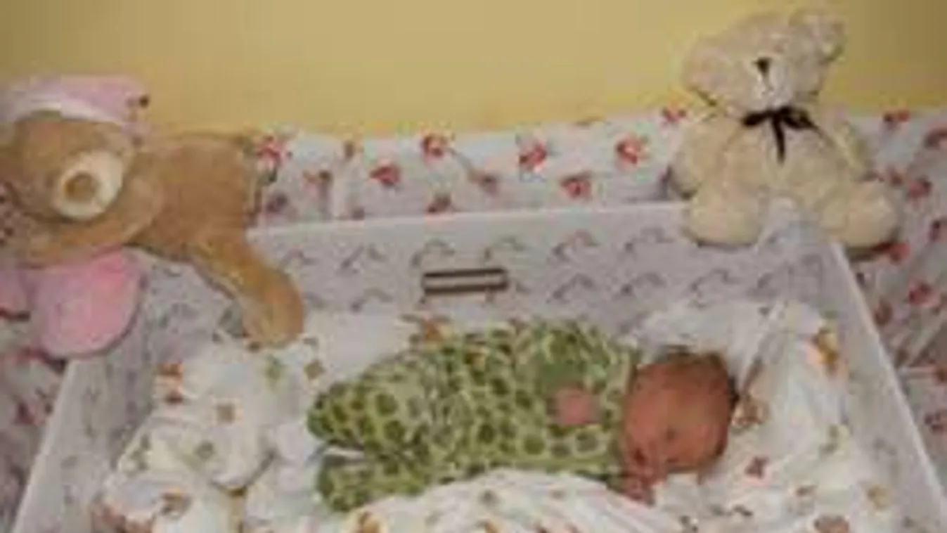 Dobozban alszanak a finn babák! Tudod, miért?