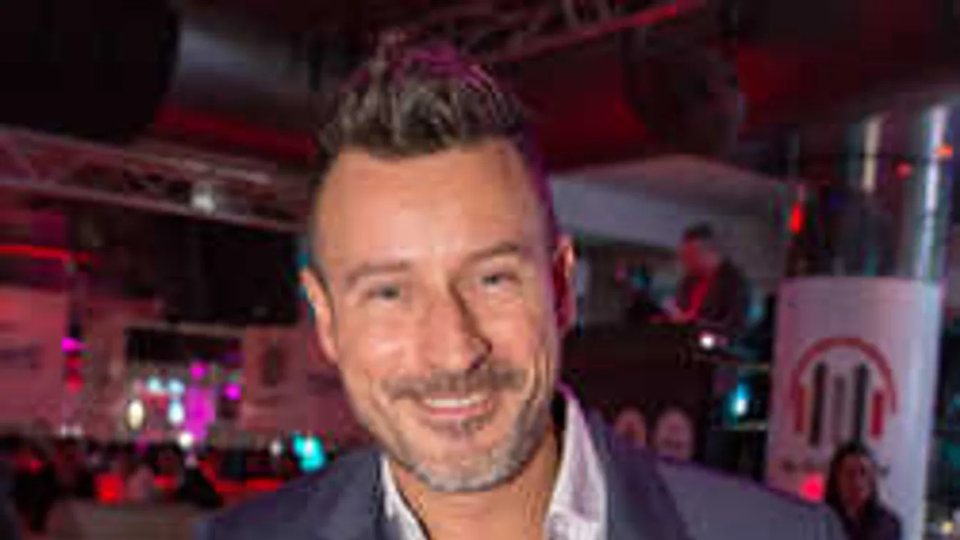 Amerikában bukkant dédapja nyomára a műsorvezető