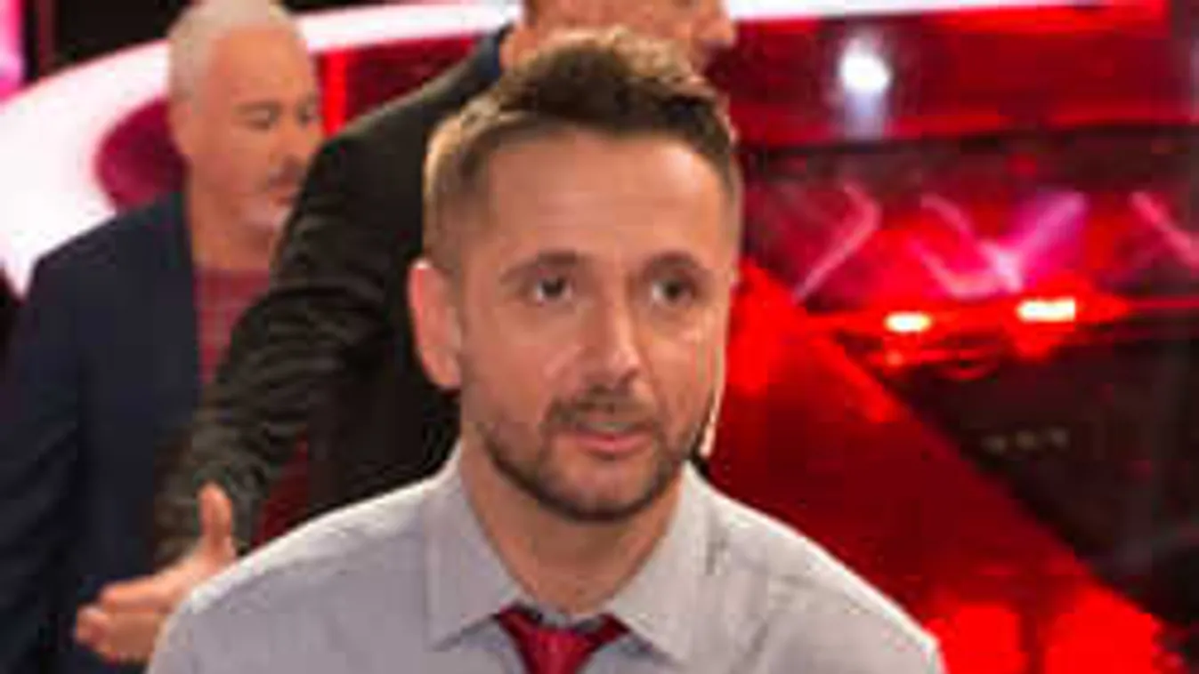 Leleplezték őket: Így lopták el Majka mobiljából az intim tartalmakat!