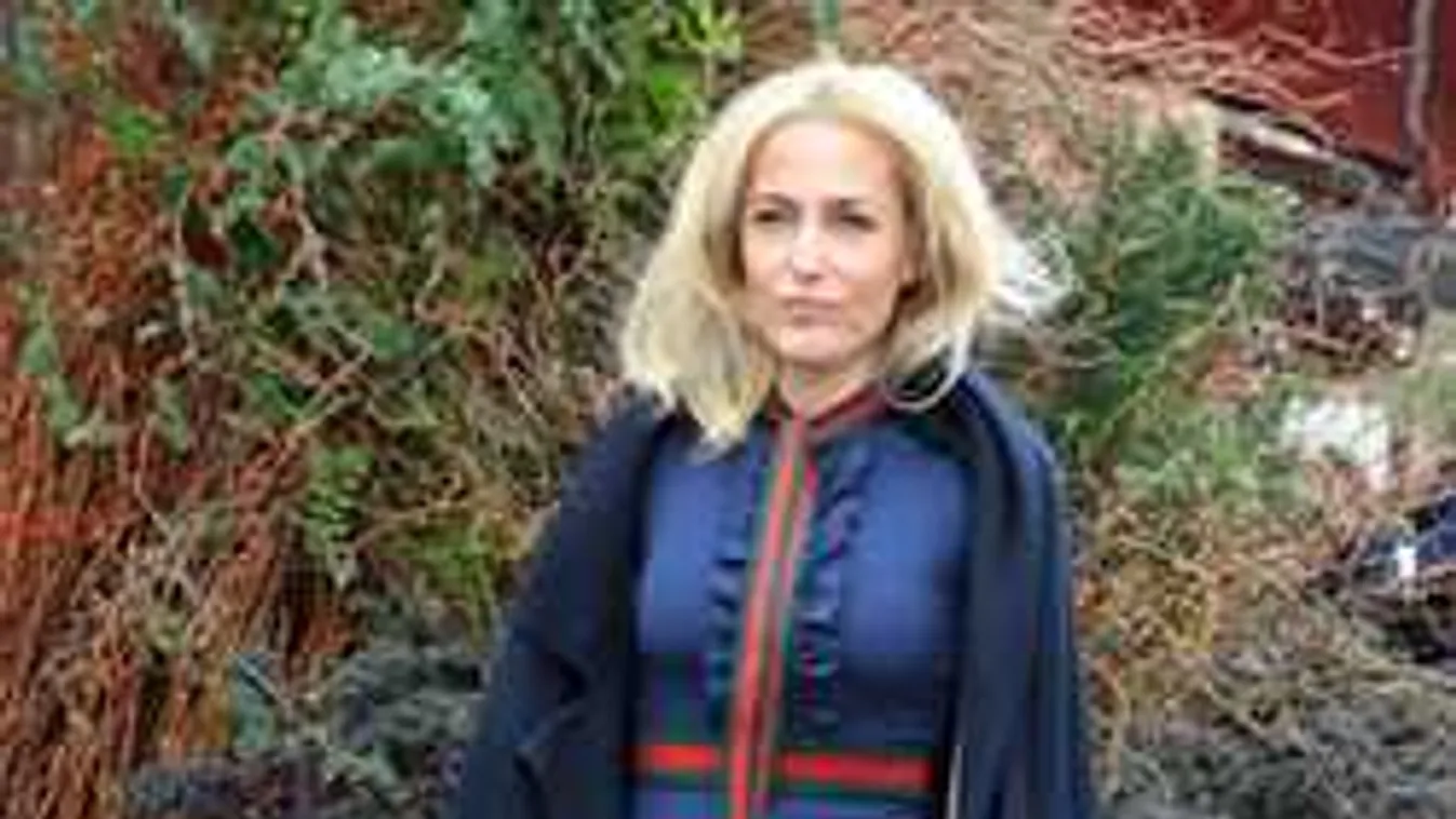 Szex és cukkini? Bizarr videó szivárgott ki az 50 éves színésznőről