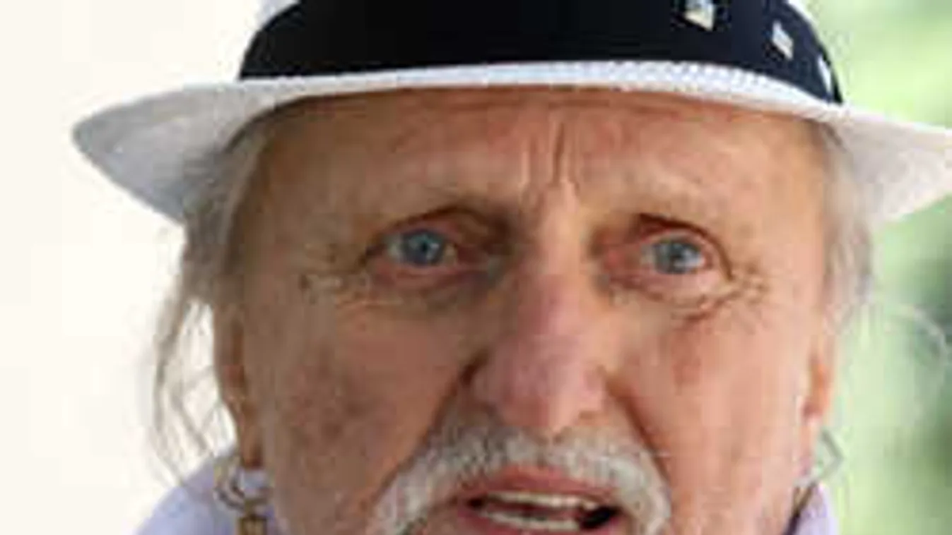 Itt az igazság: kitálalt édesapja betegségéről Benkő László fia