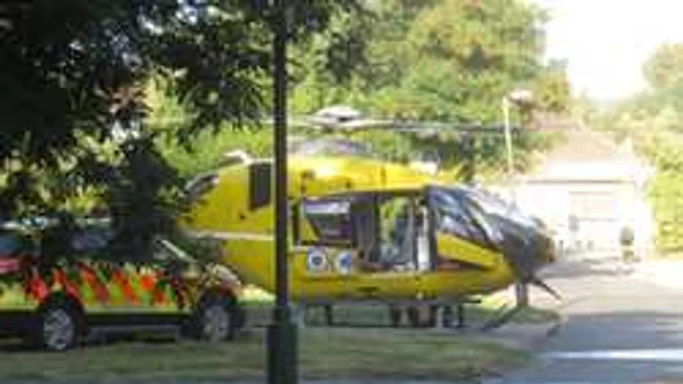 Súlyos sérülést okozott egy sérültet szállító mentőhelikopter Pest megyében