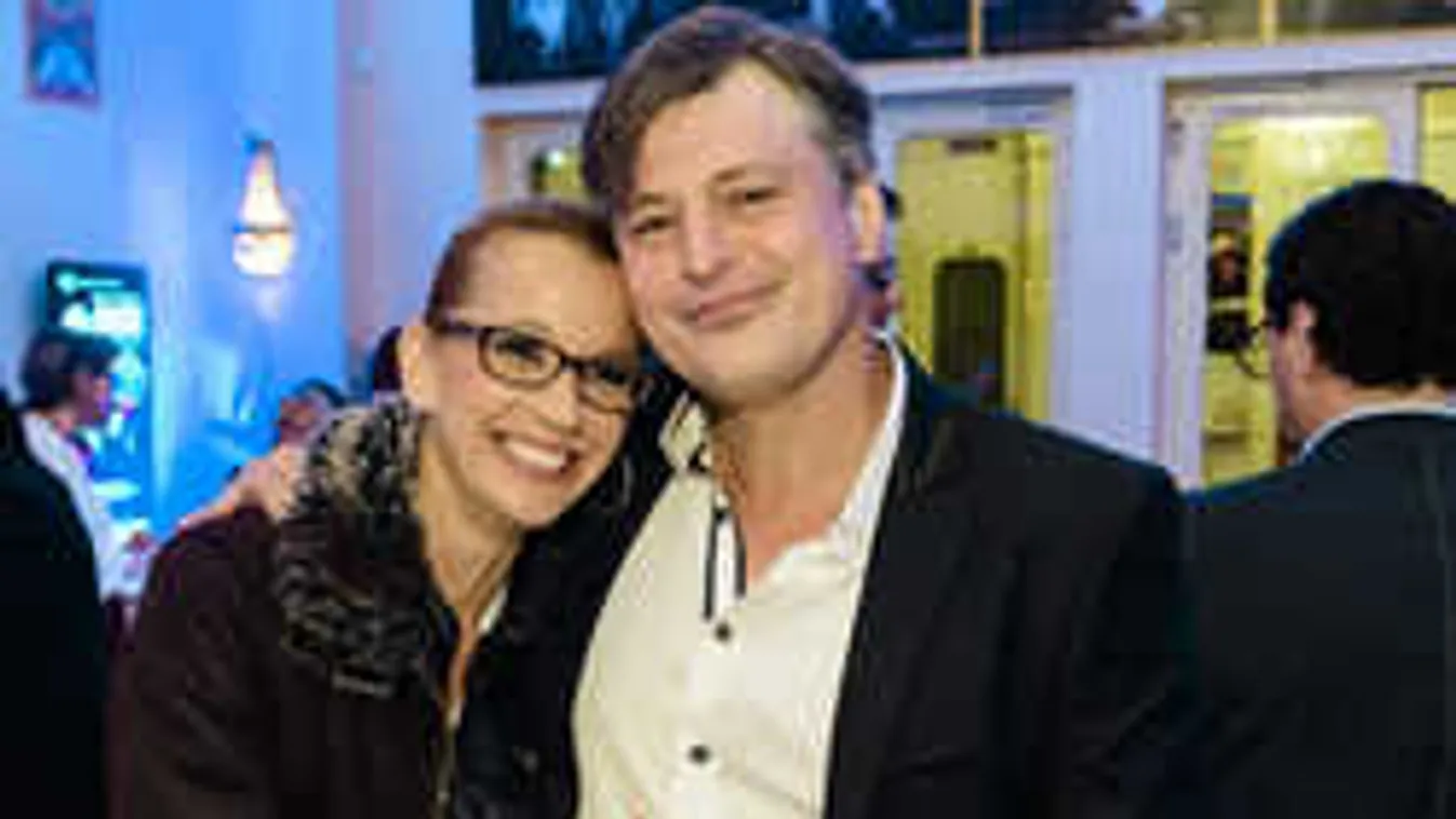 Jó ideje abbahagyta a munkát a magyar színész várandós szerelme