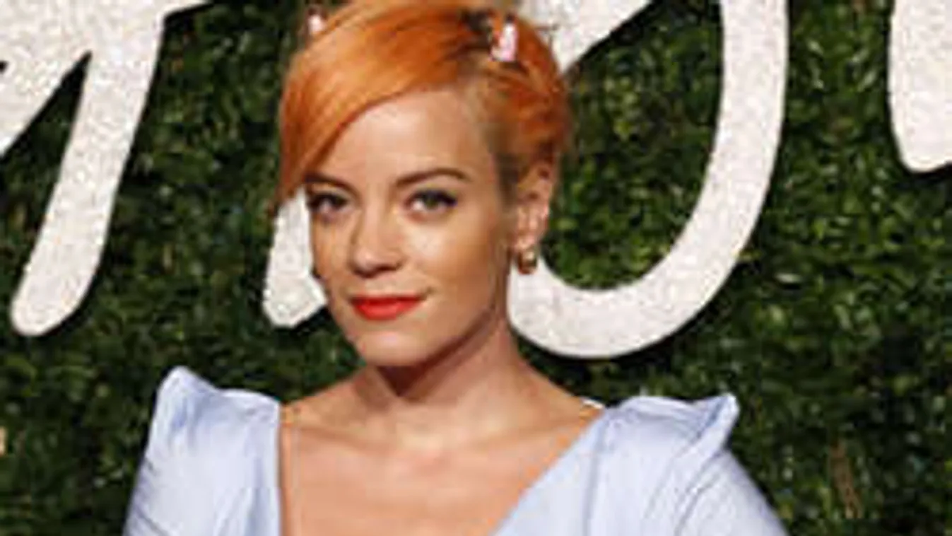 Gázrobbanásban sérült meg a sztárénekesnő