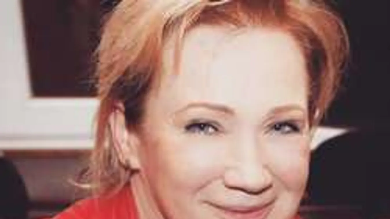 Udvaros Dorottya: Néha annyira fáj, hogy belehalok