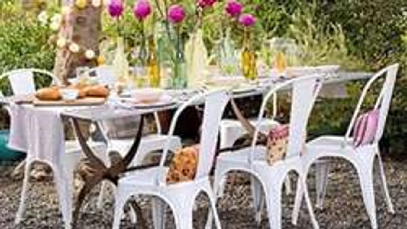 Itt a nagy kerti bútor trükk: szép lesz a csúnya, tiszta a régi!