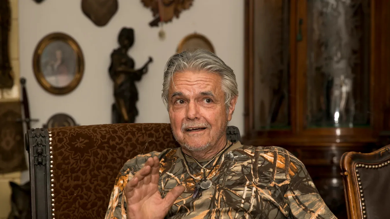 Egy igazi legendával futott össze Oszter Sándor a csemegepultnál