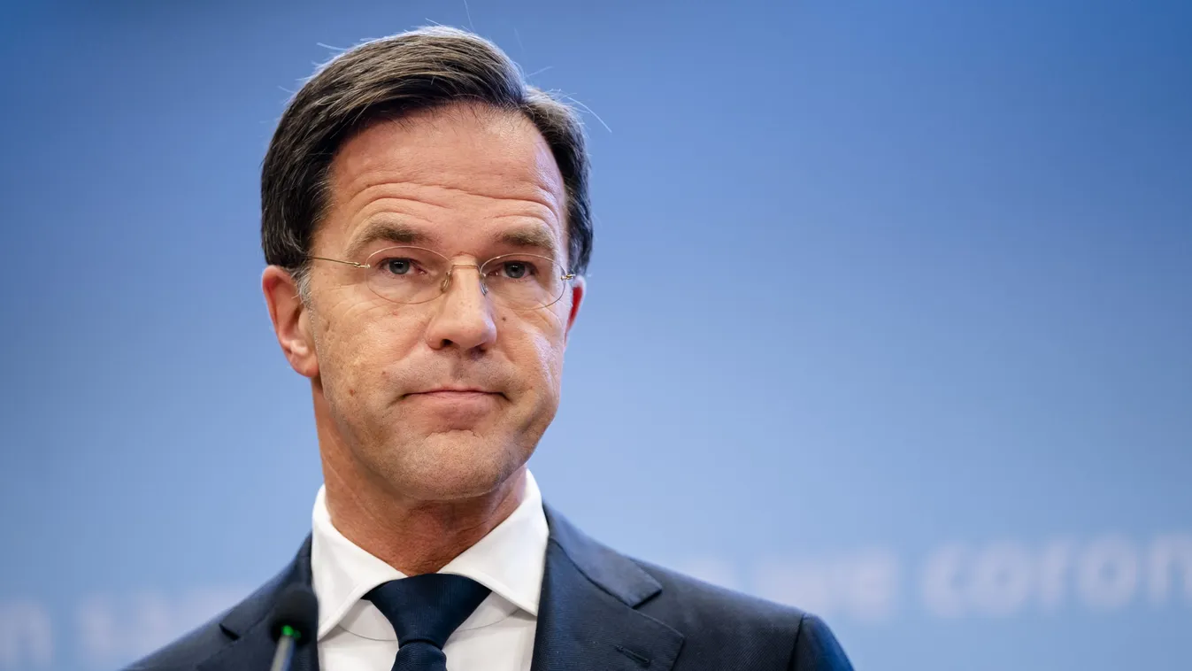 A magyarokat letérdeltetni akaró Mark Rutte pártalapítványa pénzelte a Momentumot