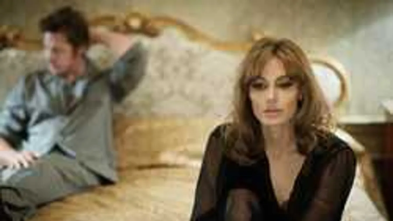 Angelina Jolie újra megalázza Bradet