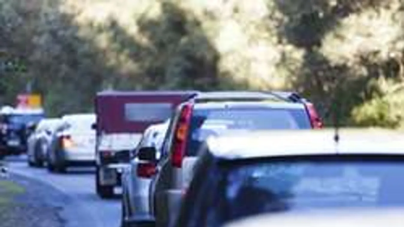 Több autópályát is érdemes elkerülni ma!