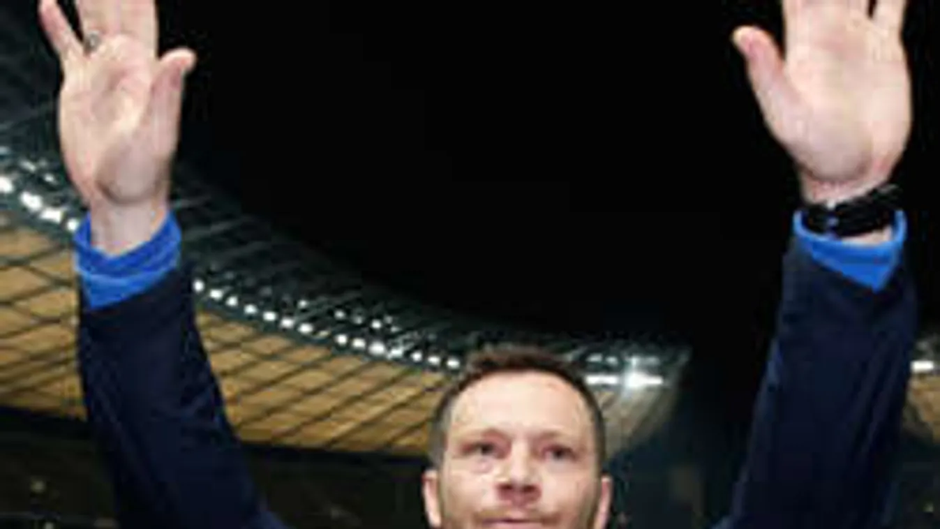 Dárdai kékre festi a haját, ha...